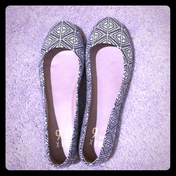 Mix No. 6 Shoes - Aztec print flats